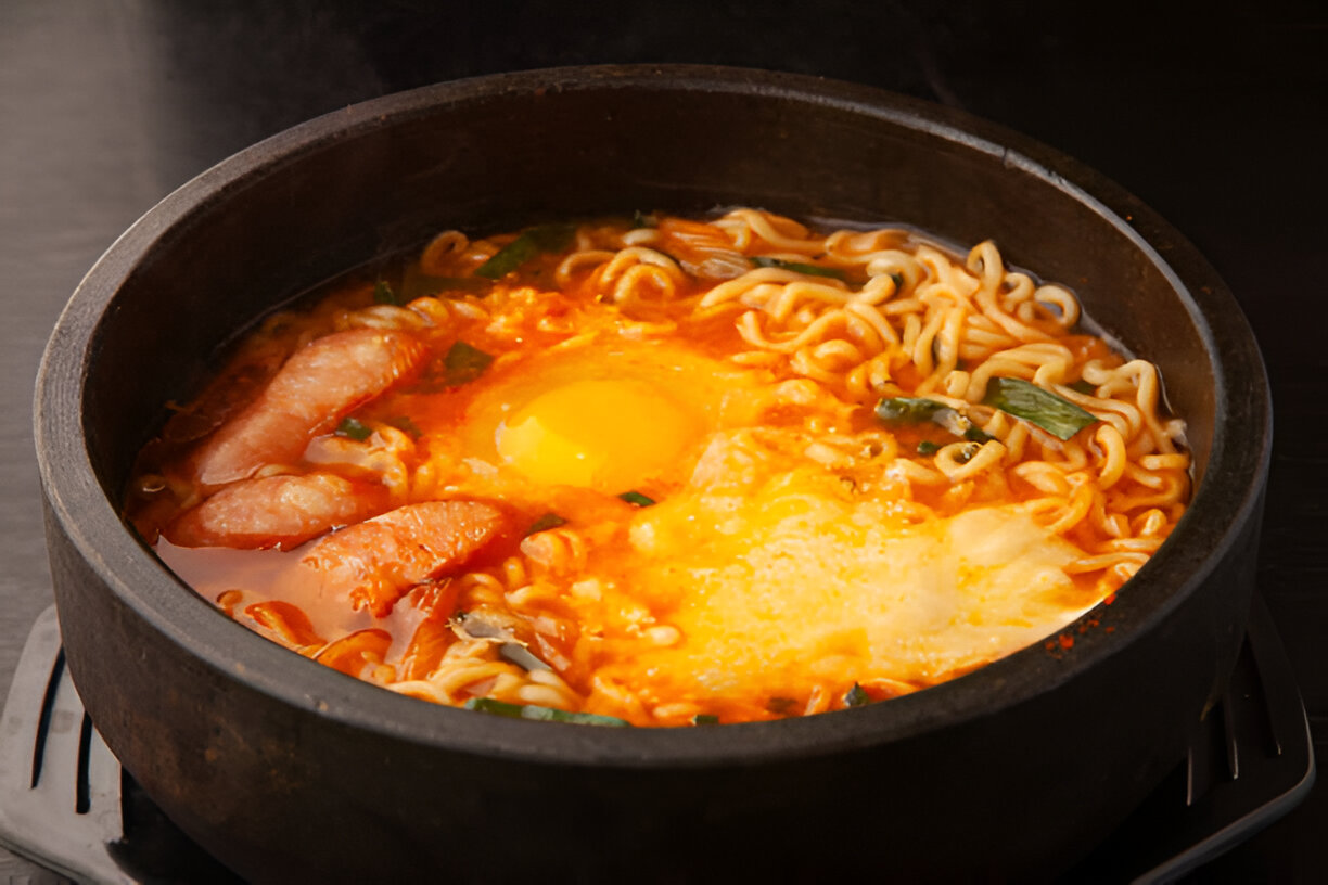 cheesy spicy ramen
