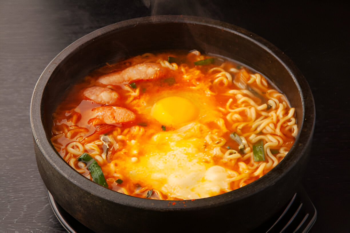 cheesy spicy ramen
